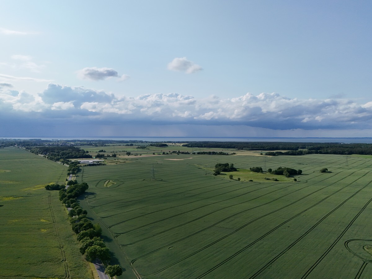 Der Bodden ist nur wenige Minuten entfernt!