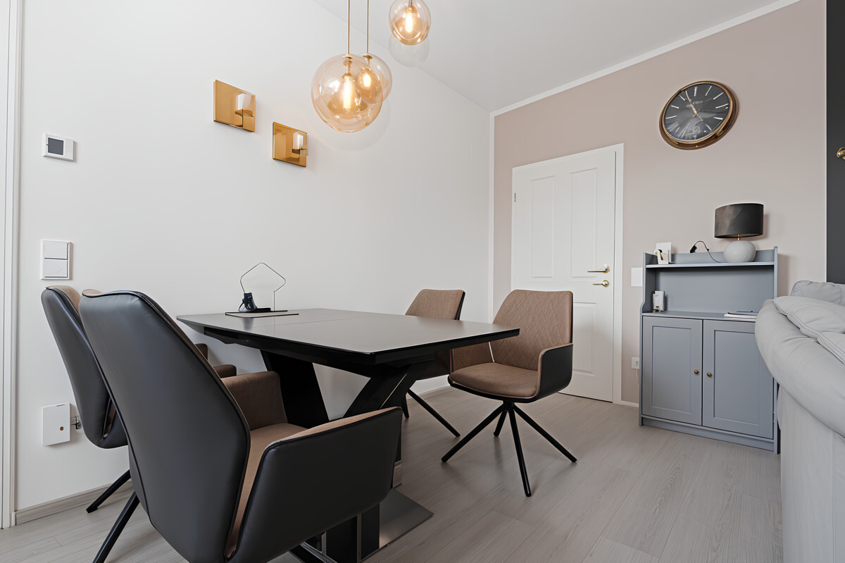 und Esszimmer