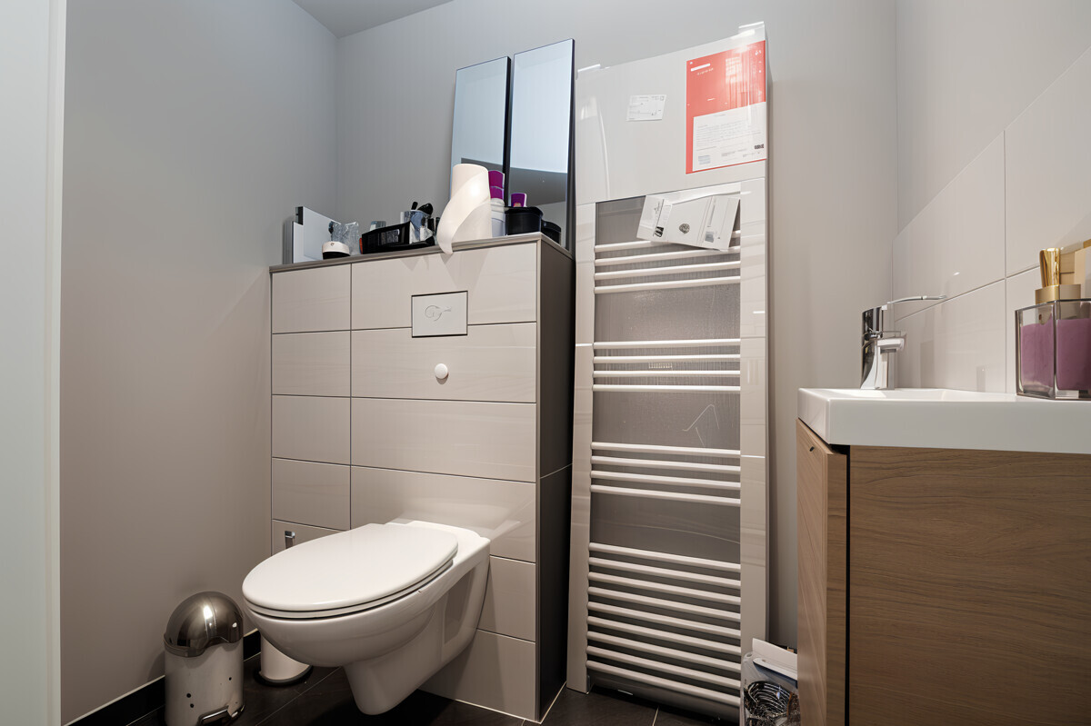 mit einem modernen Gäste-WC