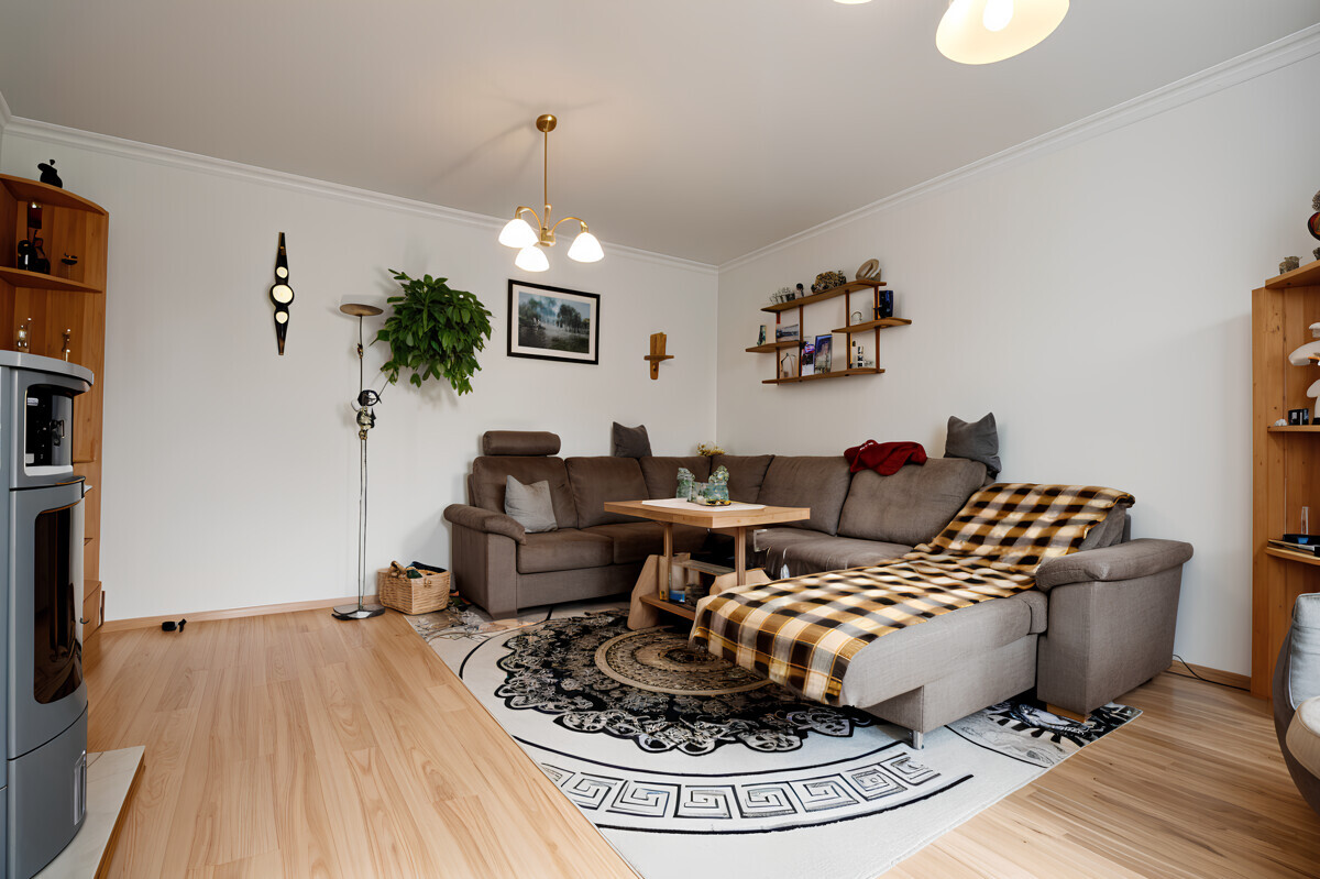 großzügige Wohnzimmer