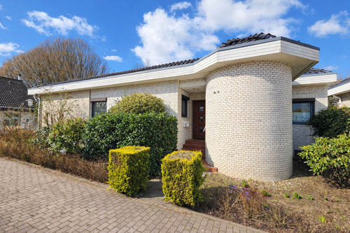 (pdf) Besondere Architektur in einem beliebten Poppenbüttler Quartier