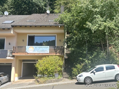 Haus mit Garage