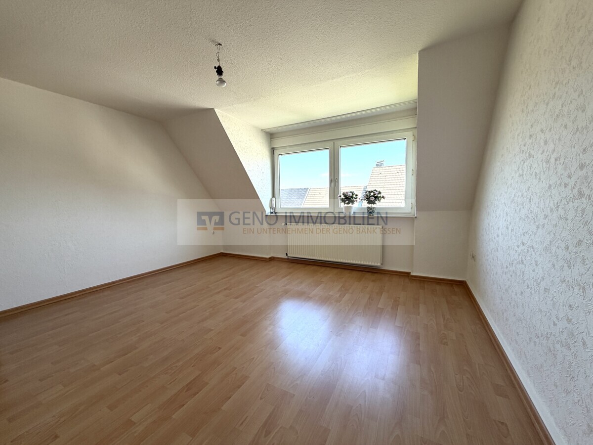 Schlafzimmer DG