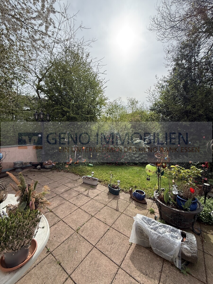 Terrasse und Garten 