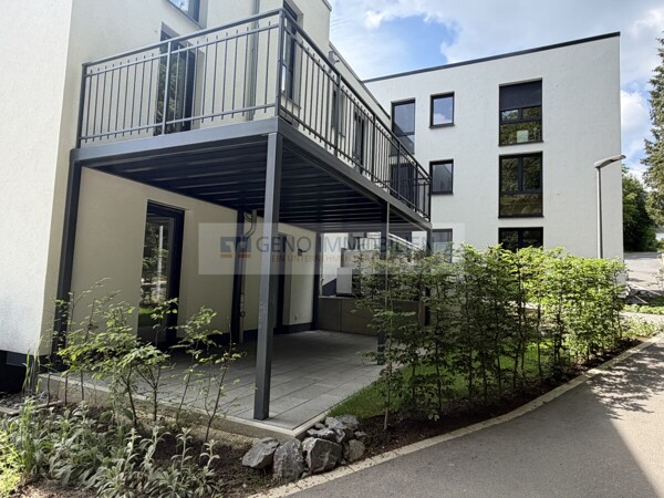 Terrasse und Balkon