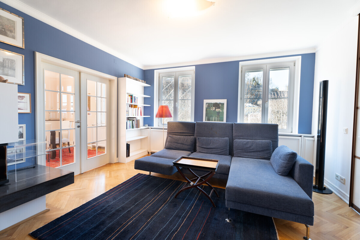 Exklusive Altstadtwohnung mit Balkon direkt an der Salzach