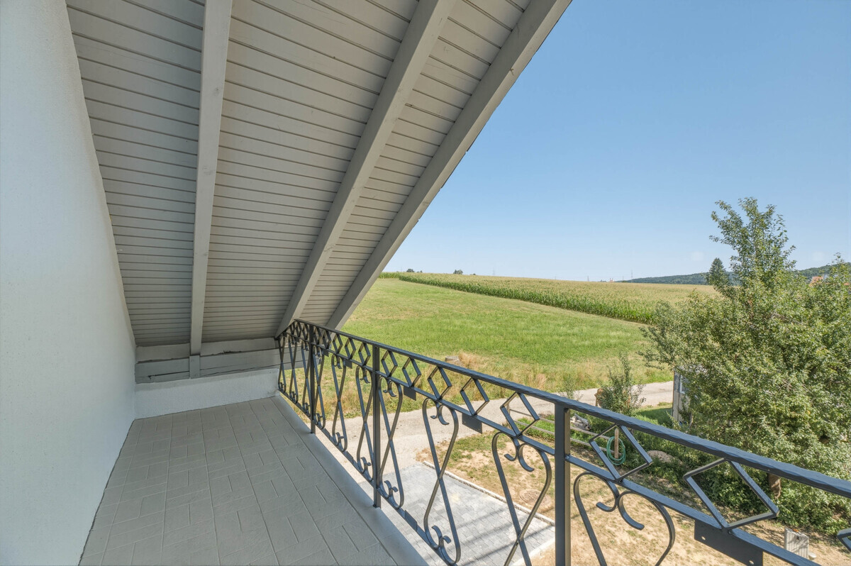 Balkon OG