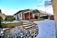 Rückseite mit Blick zum Hauseingang - 1