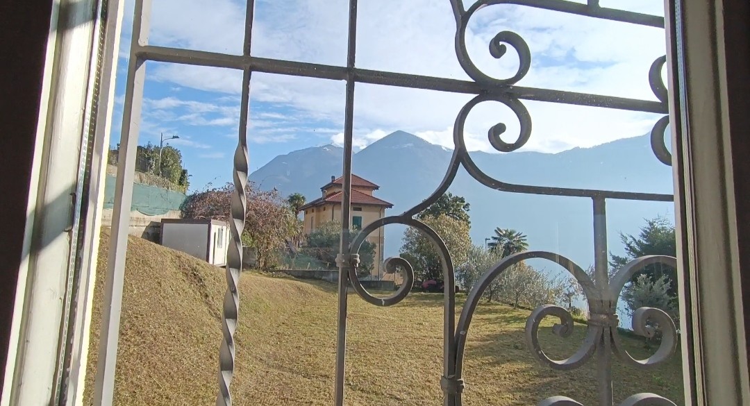 Villa Fronte lago Valsolda