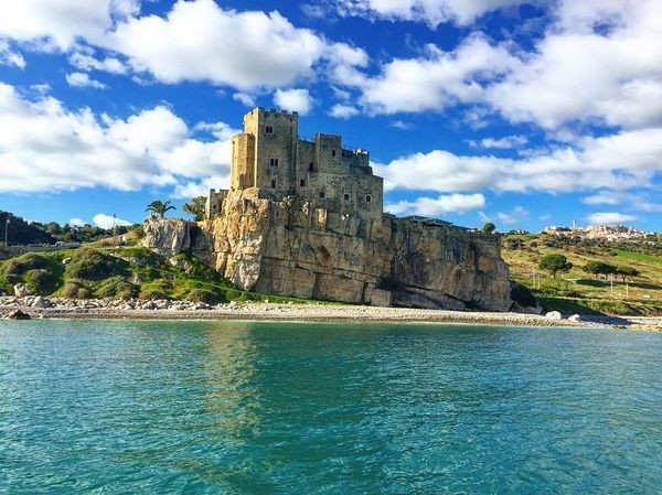 Castello Fortilizio costiero sul Mare Jonio