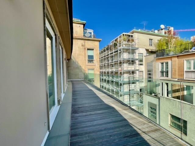Super Attico con terrazza e vista sul Duomo