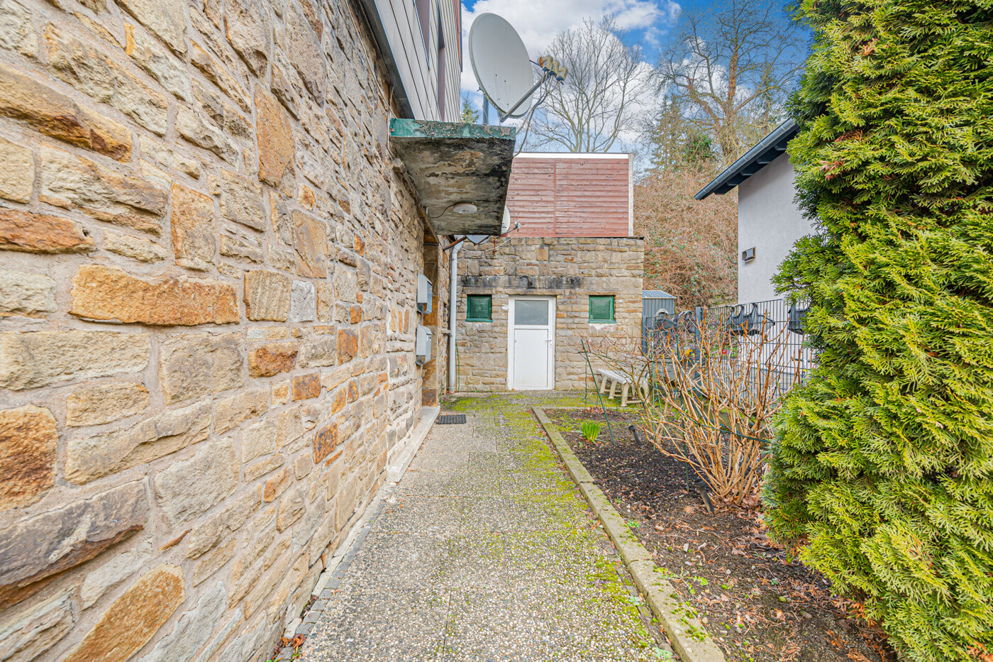 Zuwegung Hauseingang