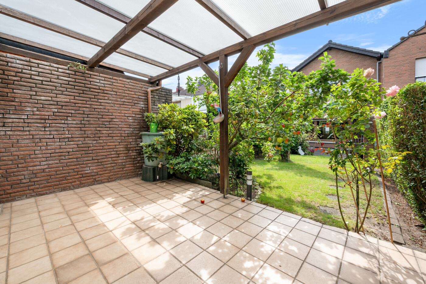 Überdachte Terrasse