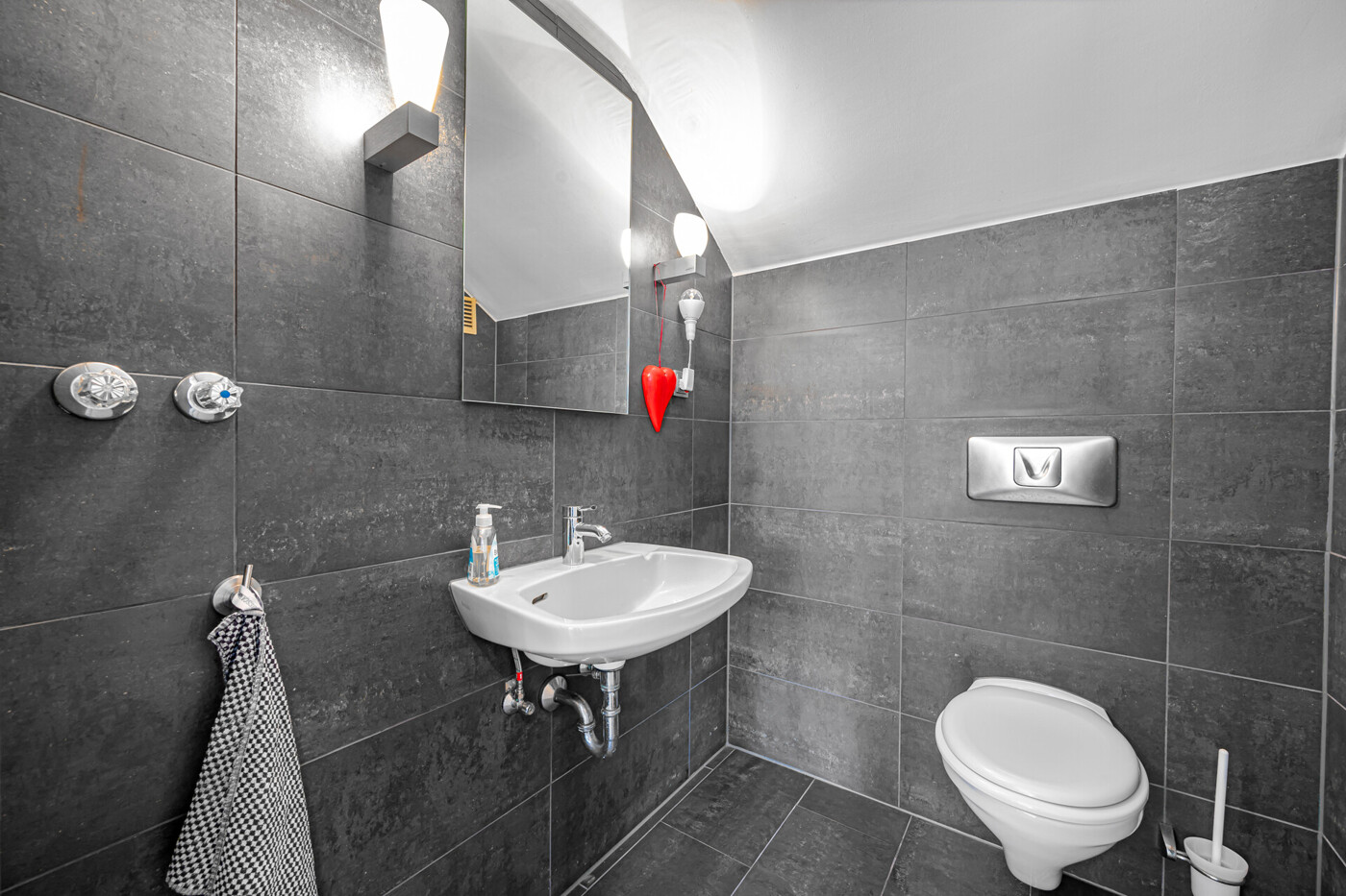 WC, Souterrain