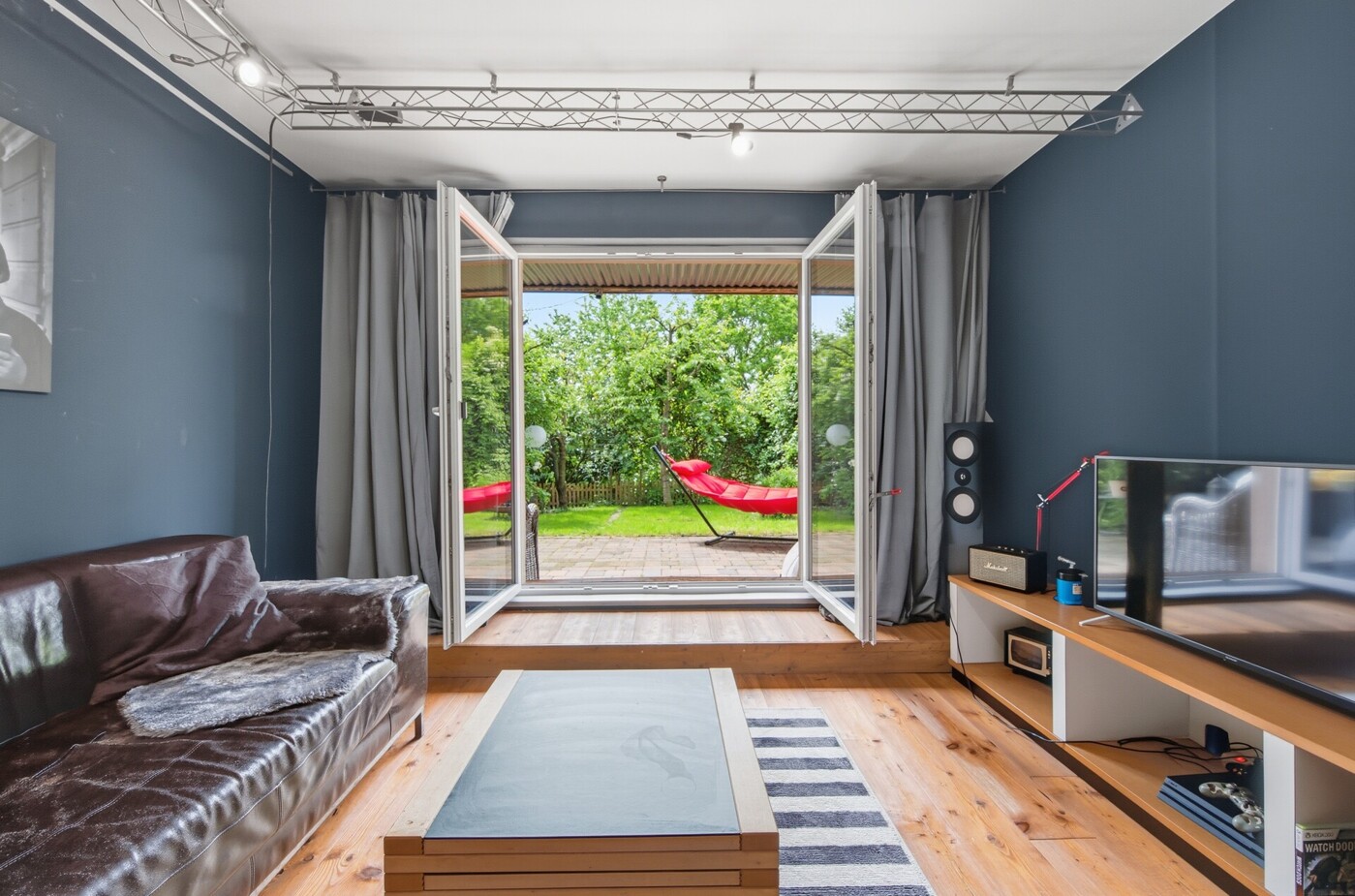 Schlafzimmer UG