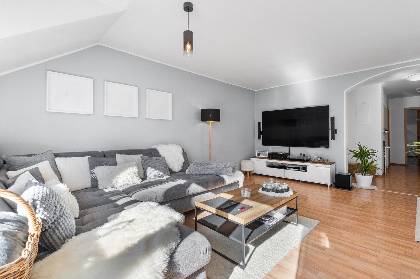 Wohnzimmer (2)