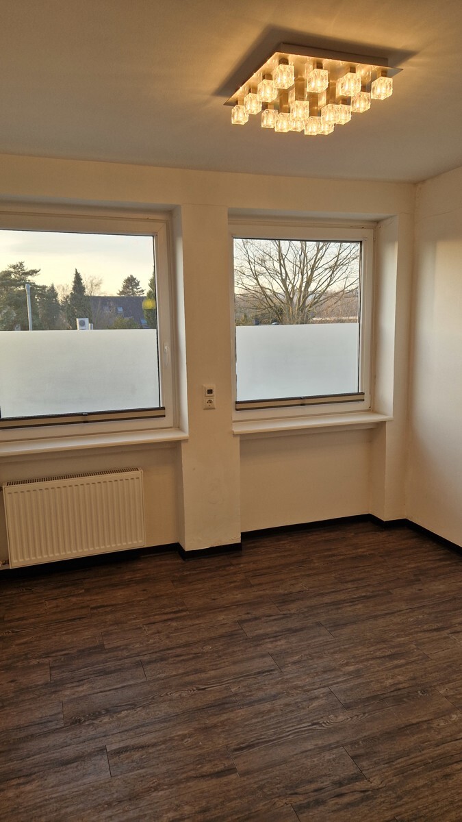 Büro EG