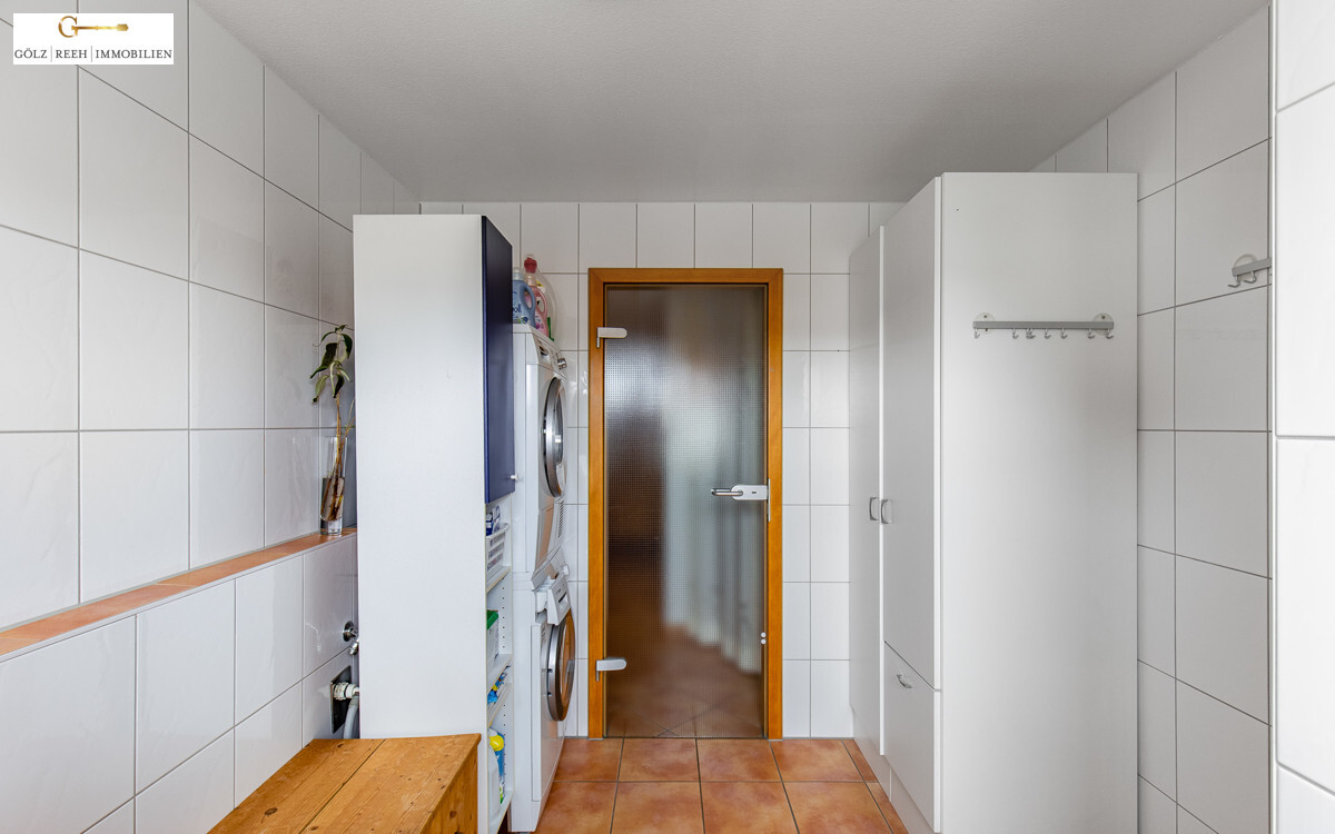 7f7b0761 35fa 422f 81fc 779844fb6ede Badezimmer 2