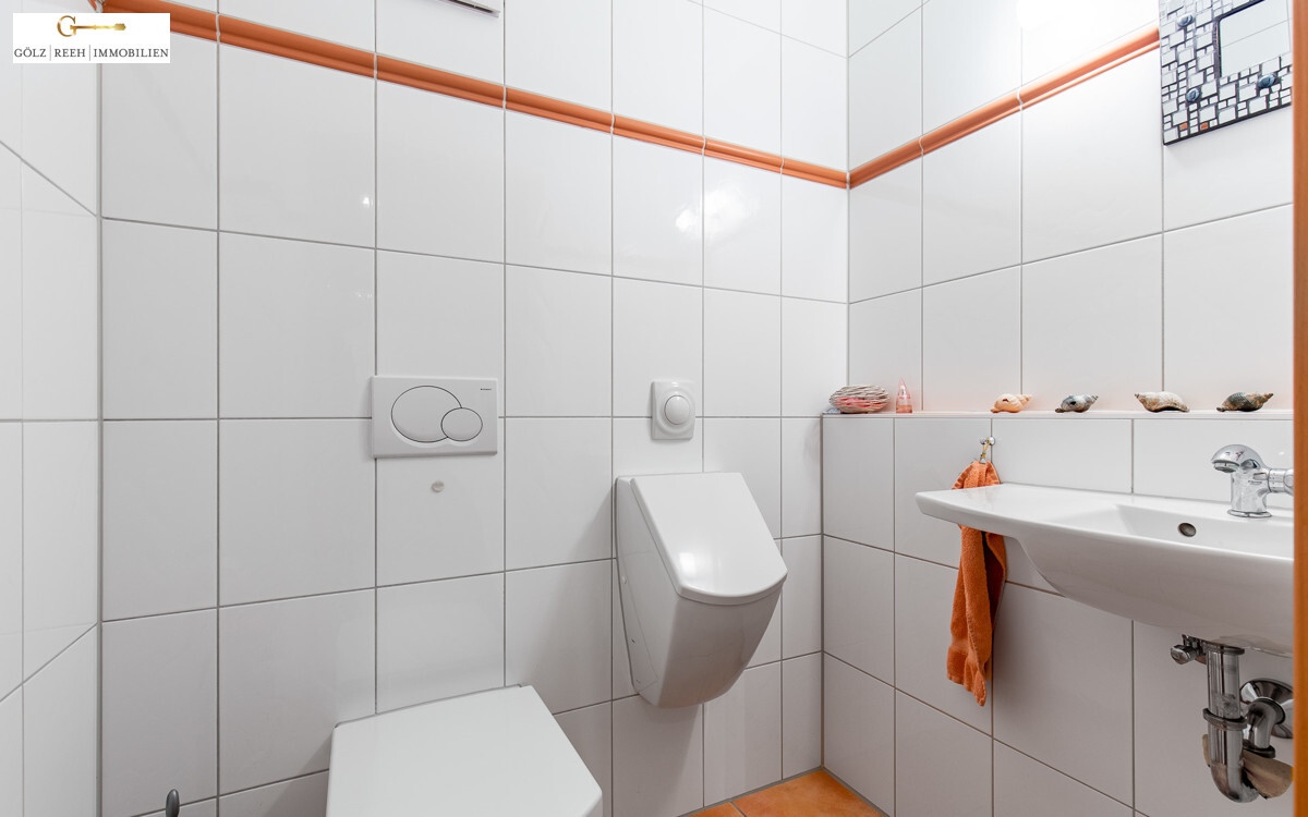 fd83a7ee 32dc 4ece b9d7 99e2210bafaa sep. WC und Urinal