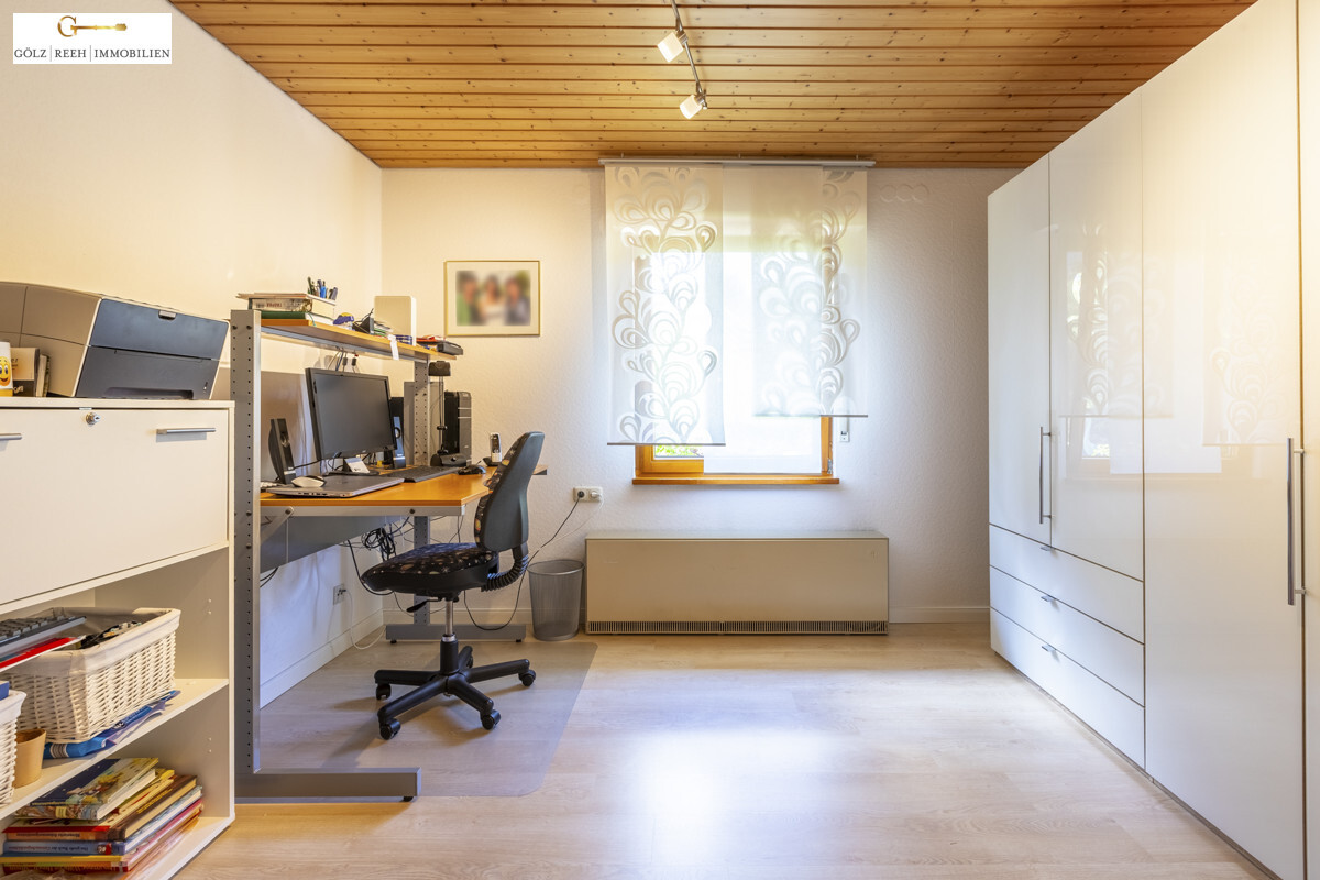 2. Zimmer EG