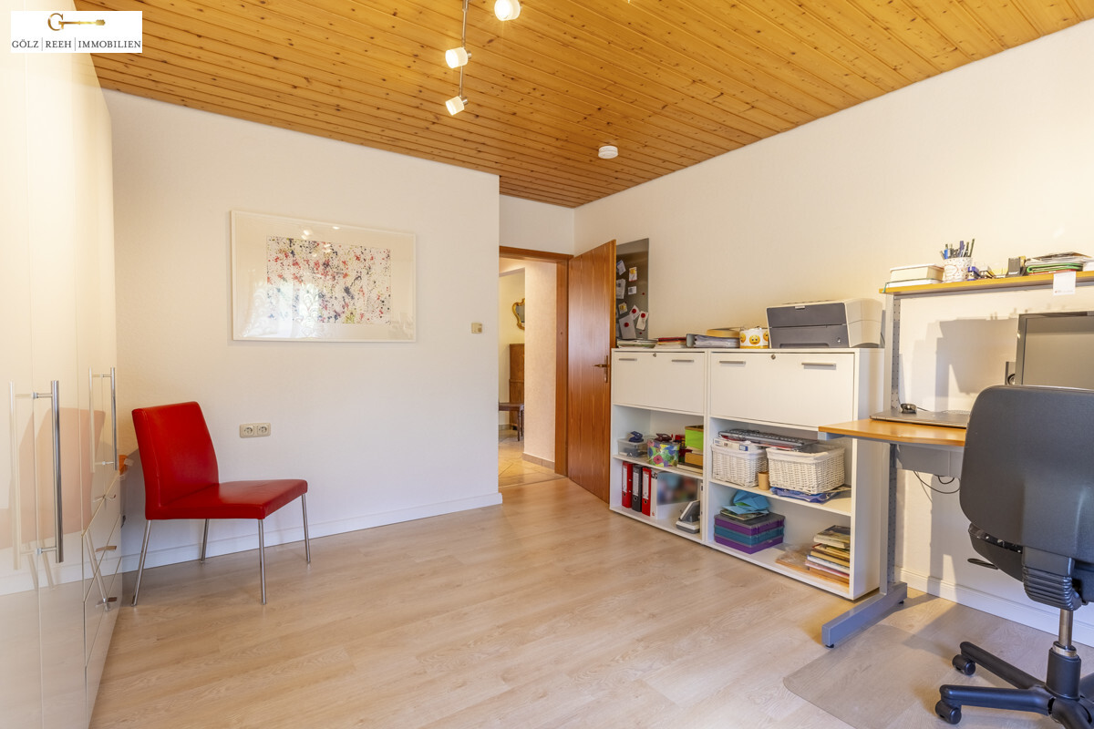 2. Zimmer EG