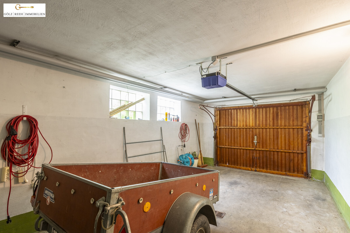 432e880a f9da 47d7 a9c2 1b1ce1ccb9f3 Garage im Haus
