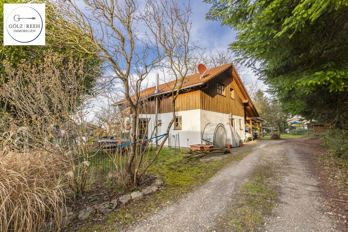 Blick von der Zufahrt