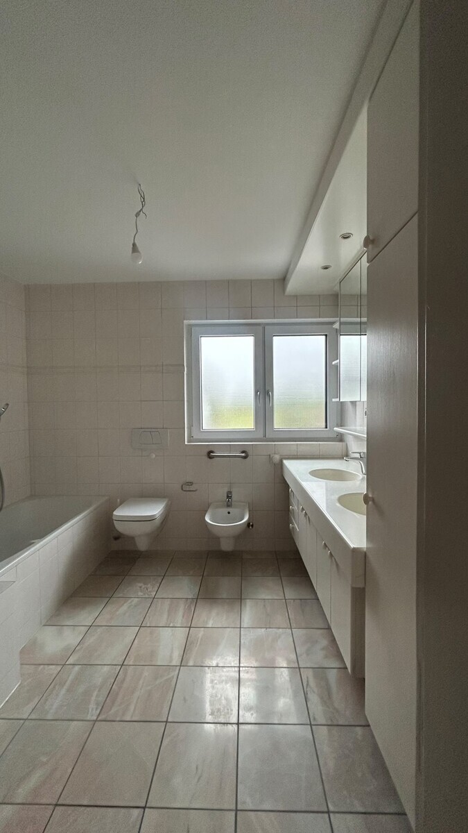 d4830e5f 6512 408e 8e87 a2424470736f 230 Badezimmer