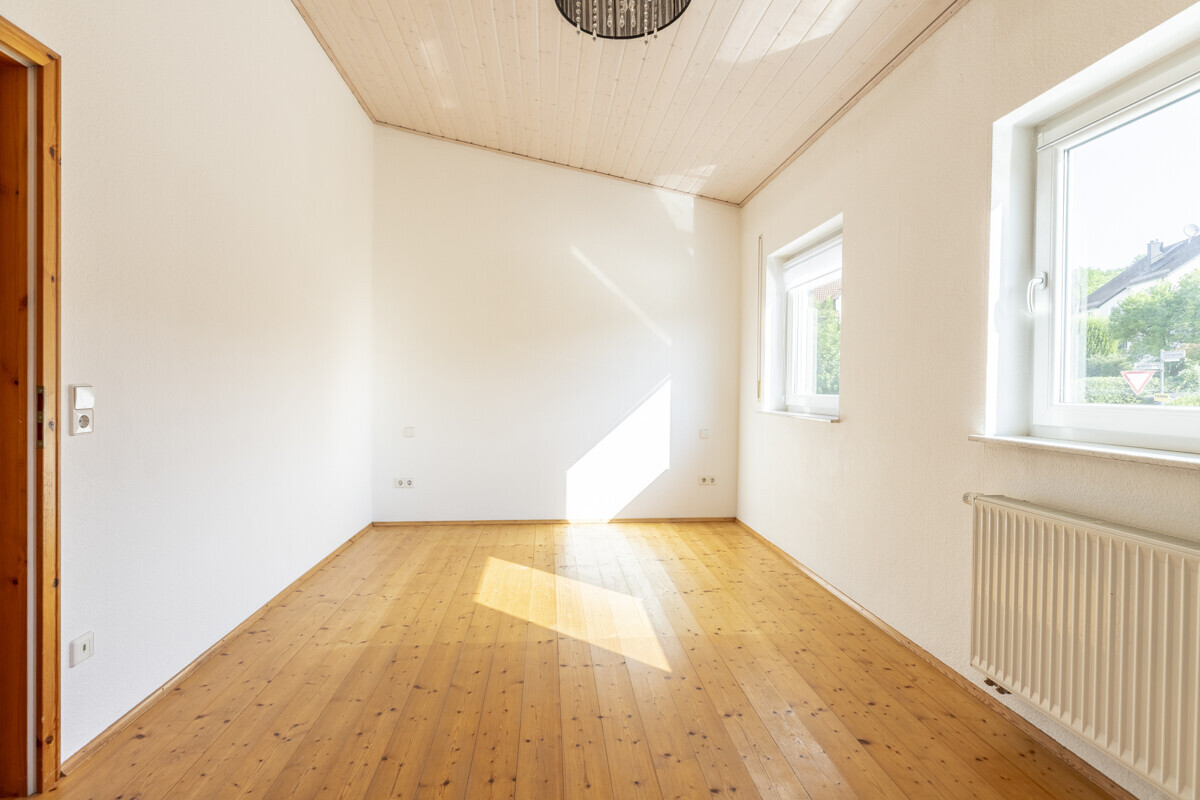 f00c09b1 1053 4d09 9791 bc254e1fd0c8 Zimmer 1