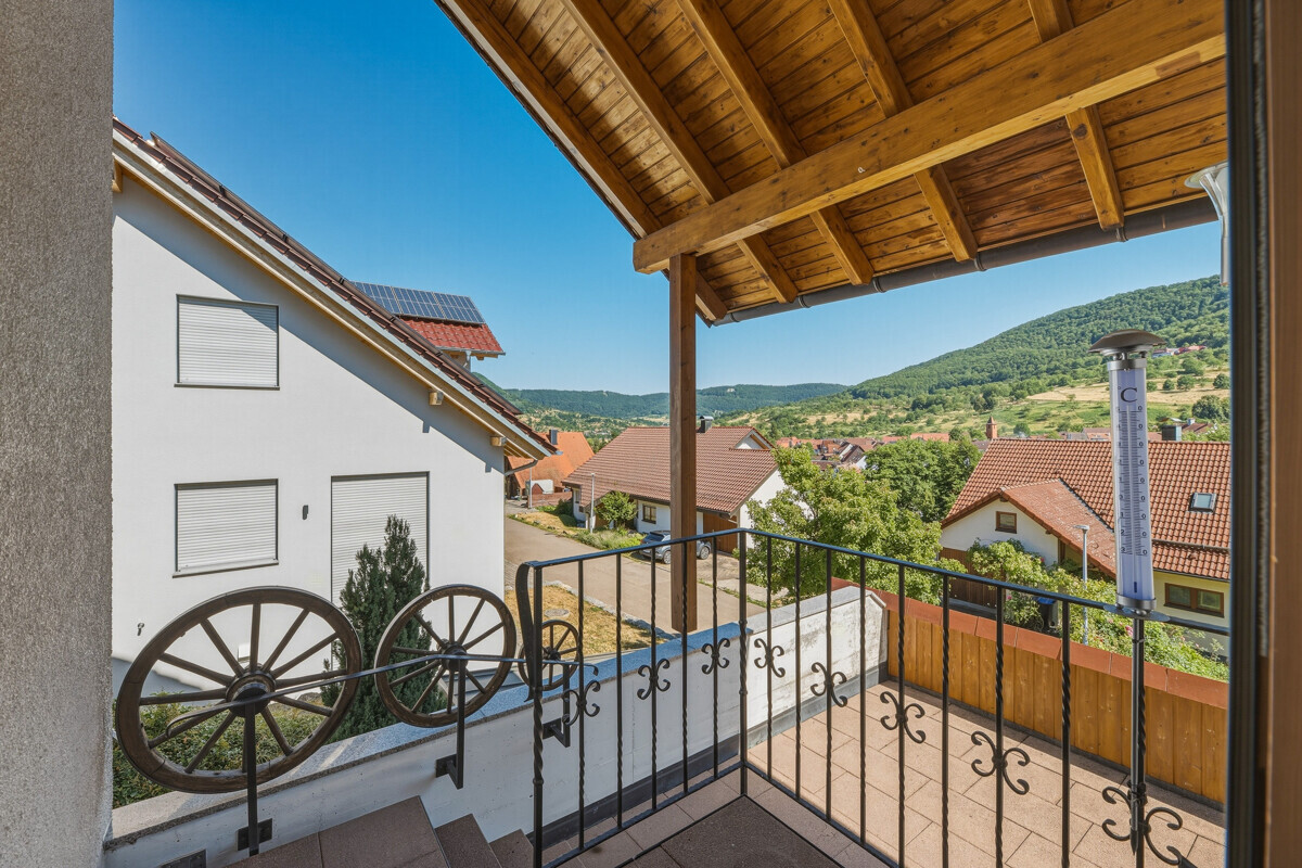 aca79452 63a6 437a 90a7 f831c07d6646 Ost-Balkon