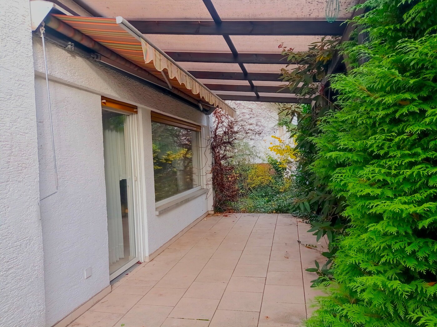 Überdachte Terrasse