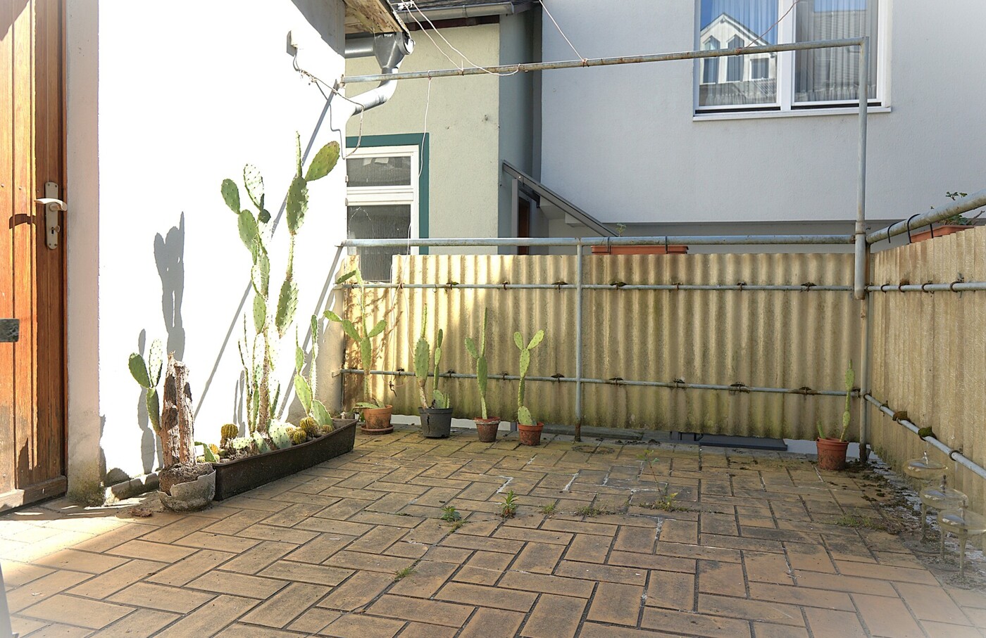 Balkon mit Zugang zum Waschraum
