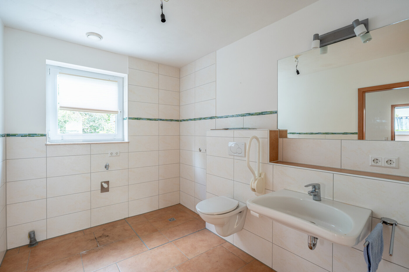 Badezimmer EG