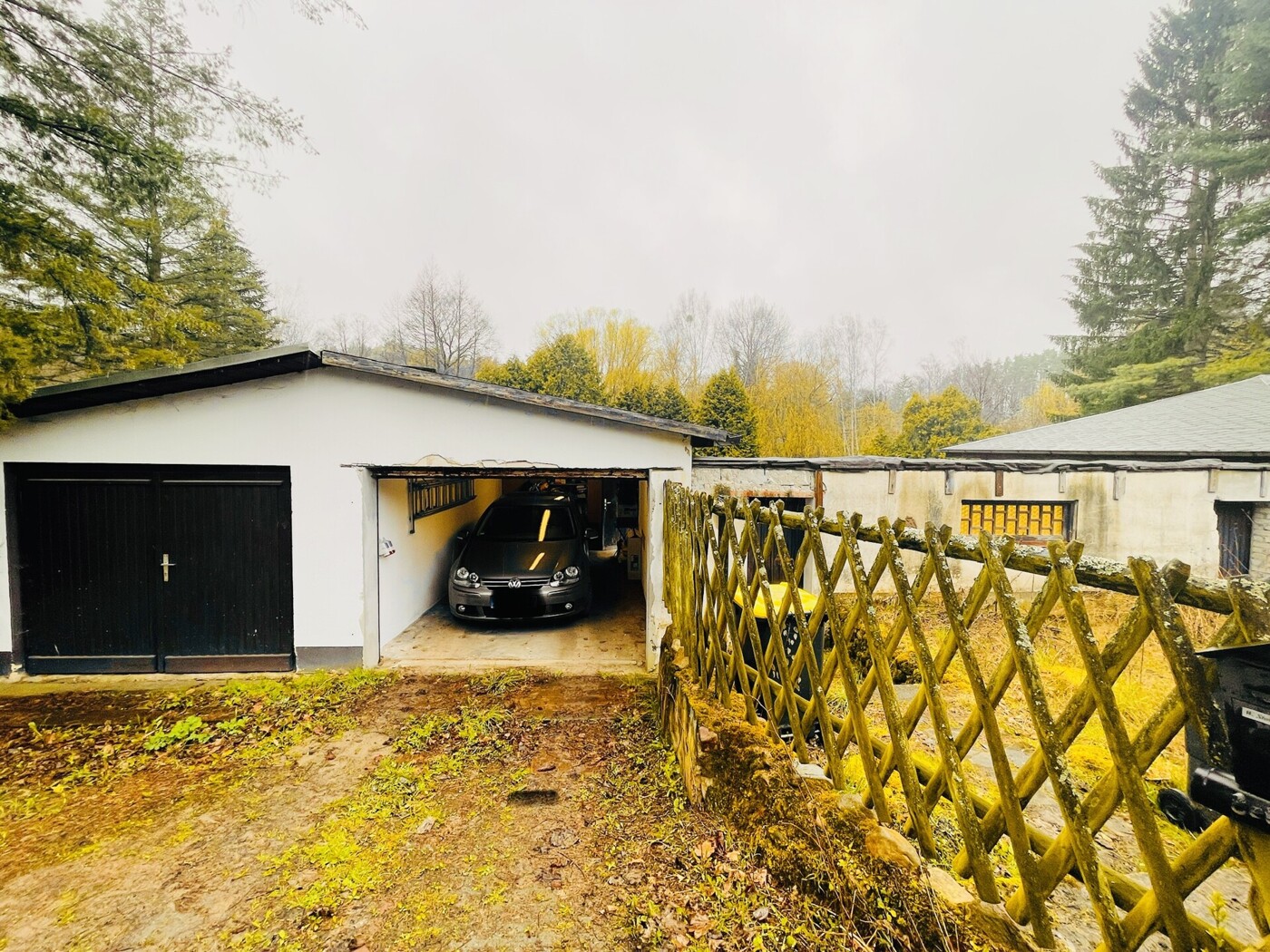 Blick in Richtung Garage