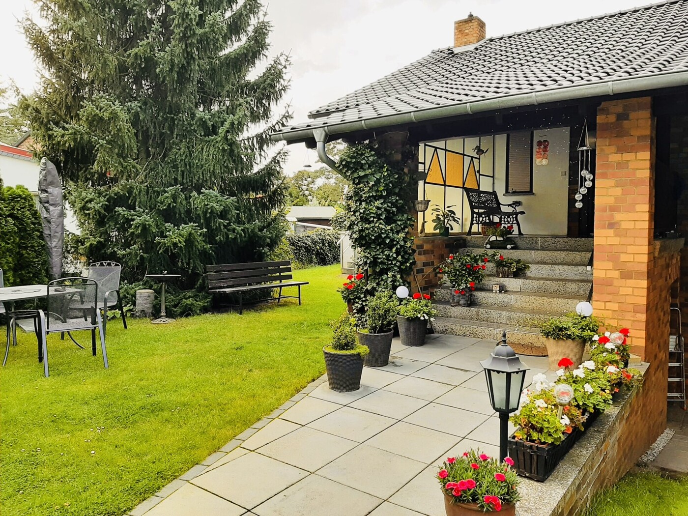 Frontansicht zum EFH