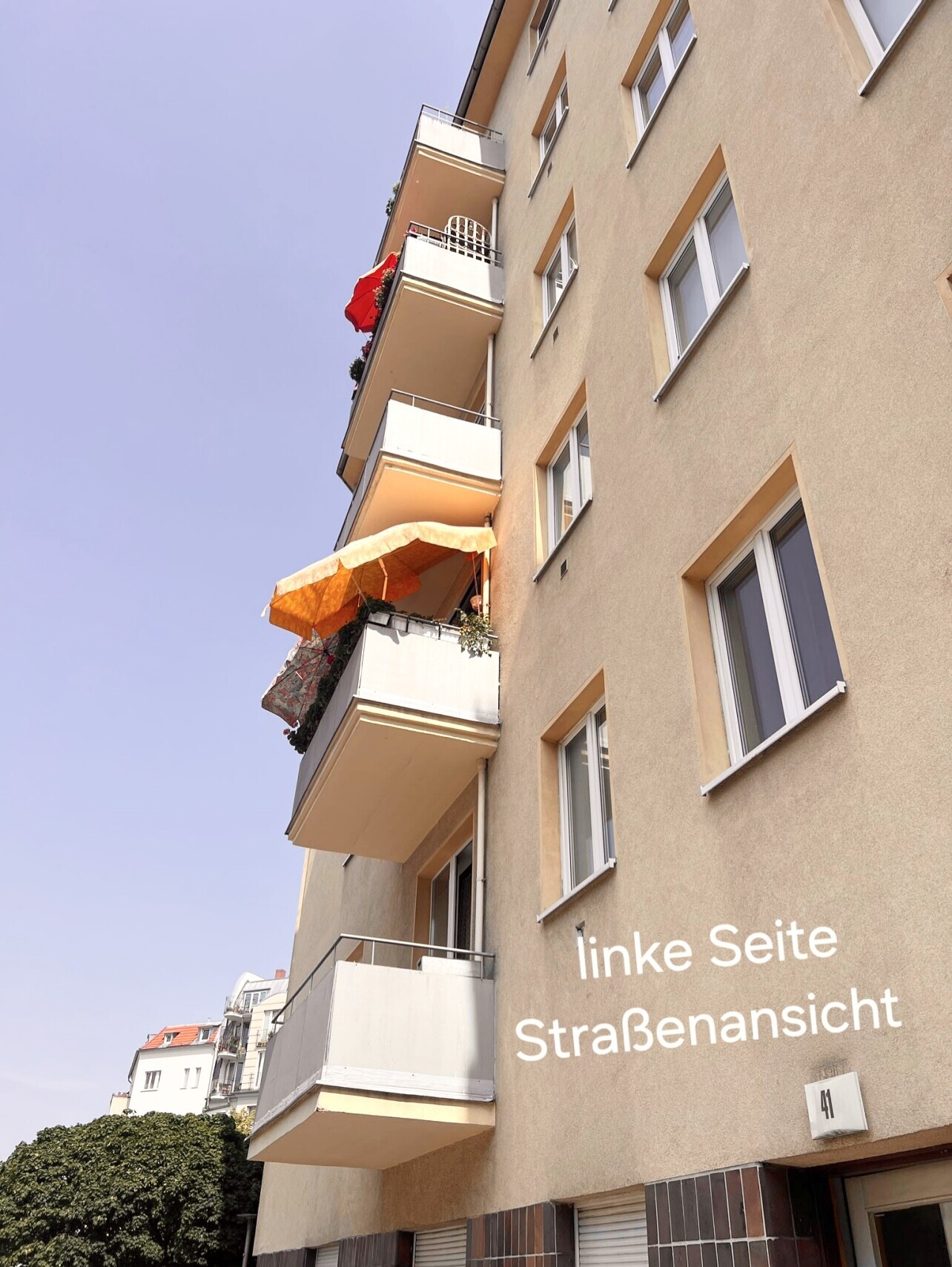 Straßenansicht