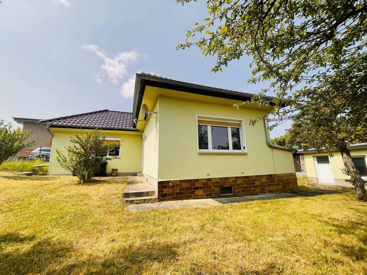 Rückseite der Immobilie