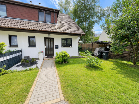 Haus-Vorderansicht