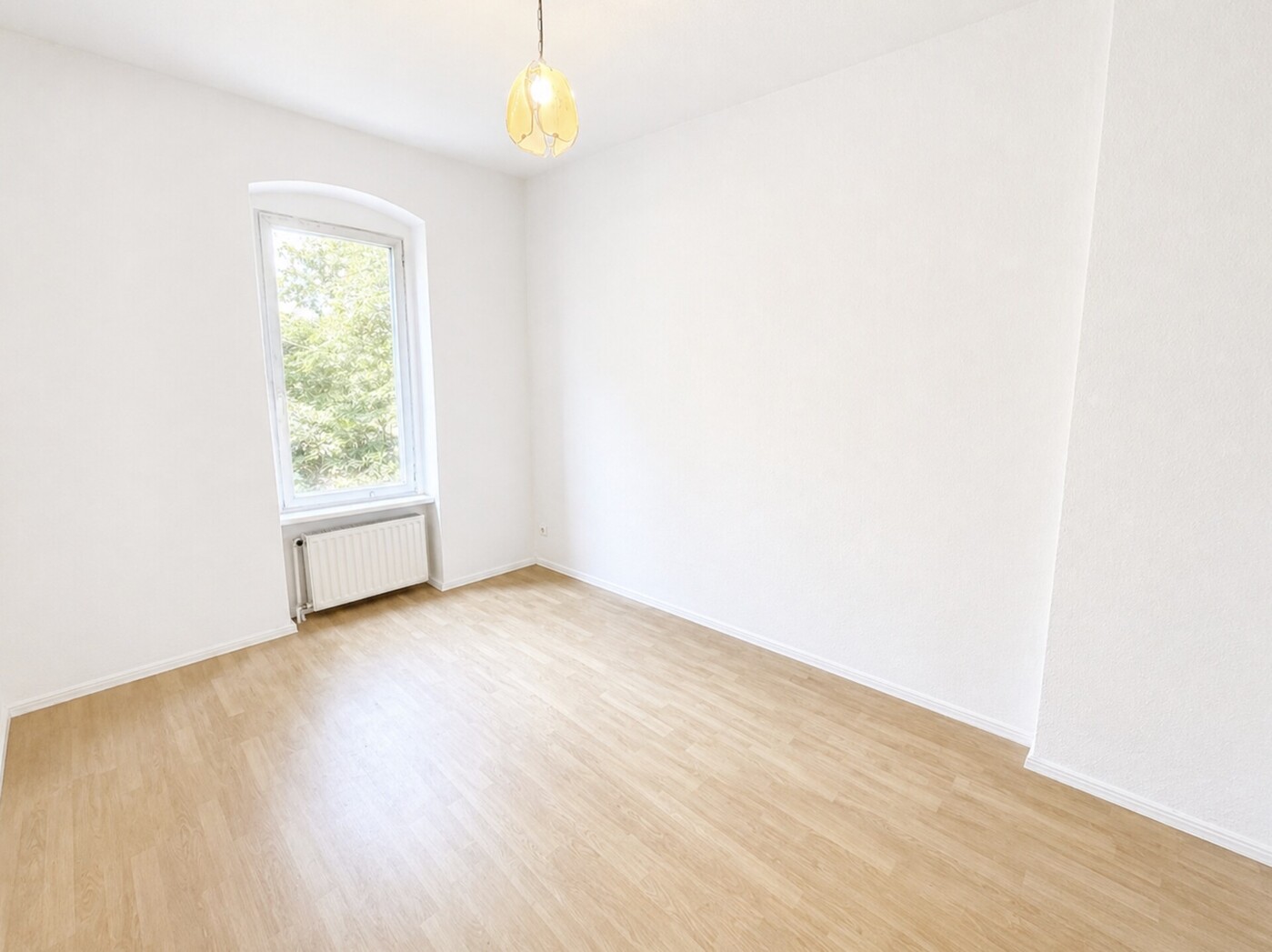 Blick in Richtung Zimmer 1