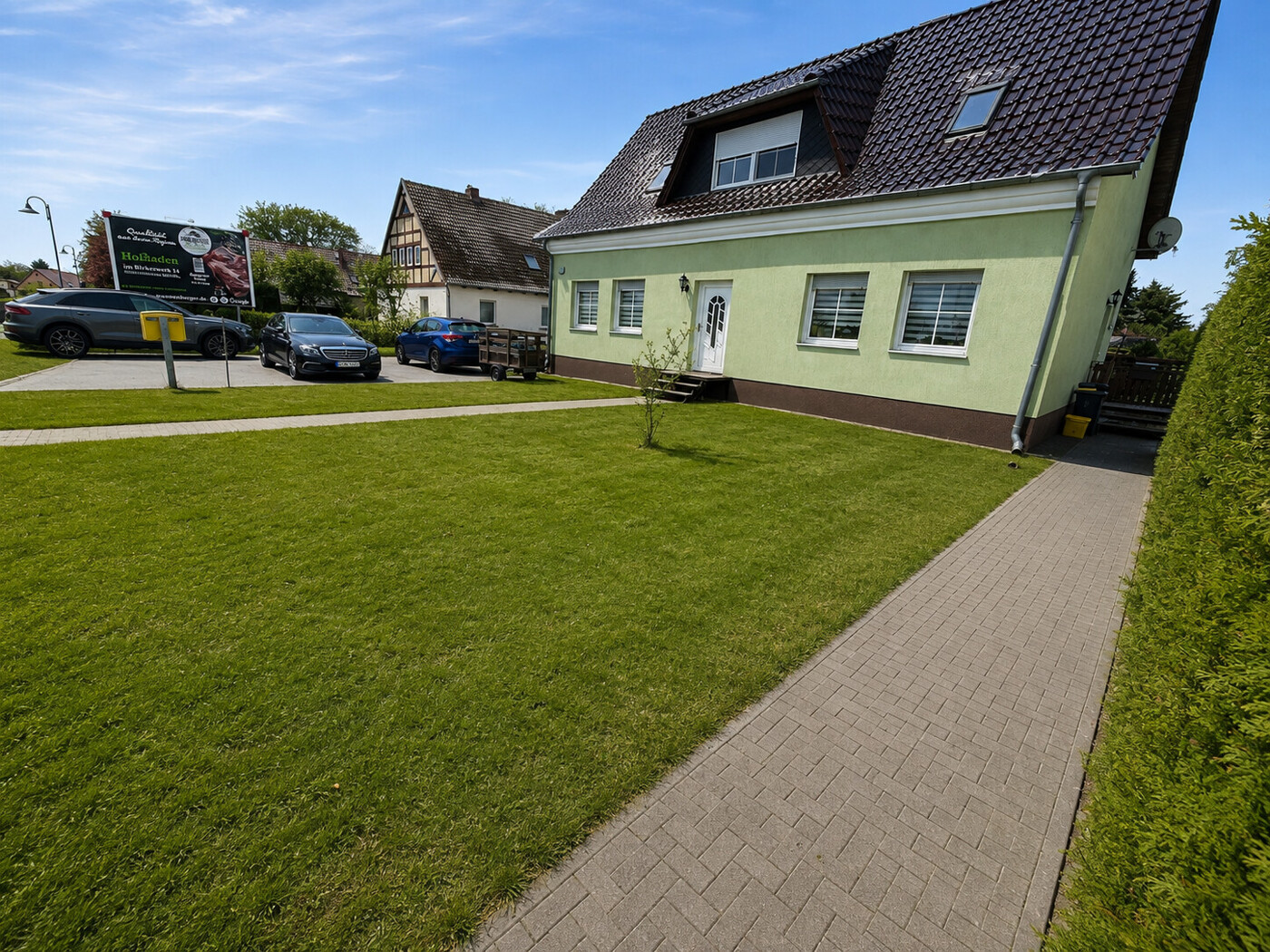 Haus - Vorderansicht 