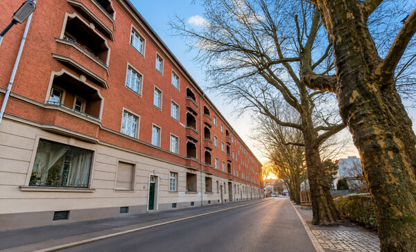 Straßenansicht