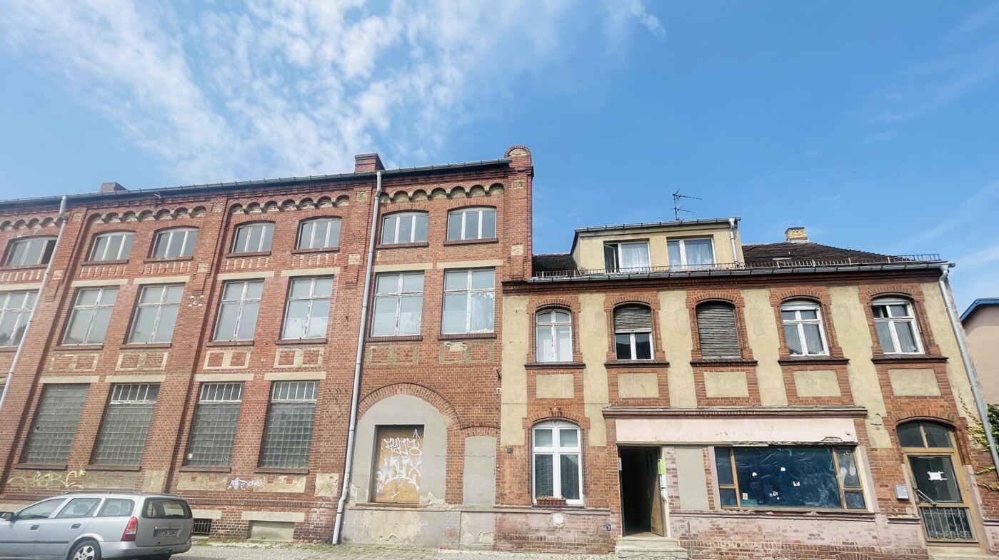 Fronansicht  Rohbau & MFH