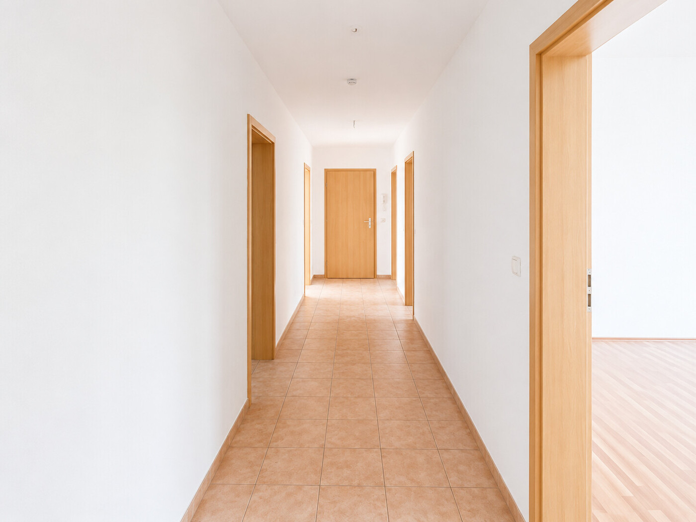 1. OG Flurbereich - 3 Raumwohnung