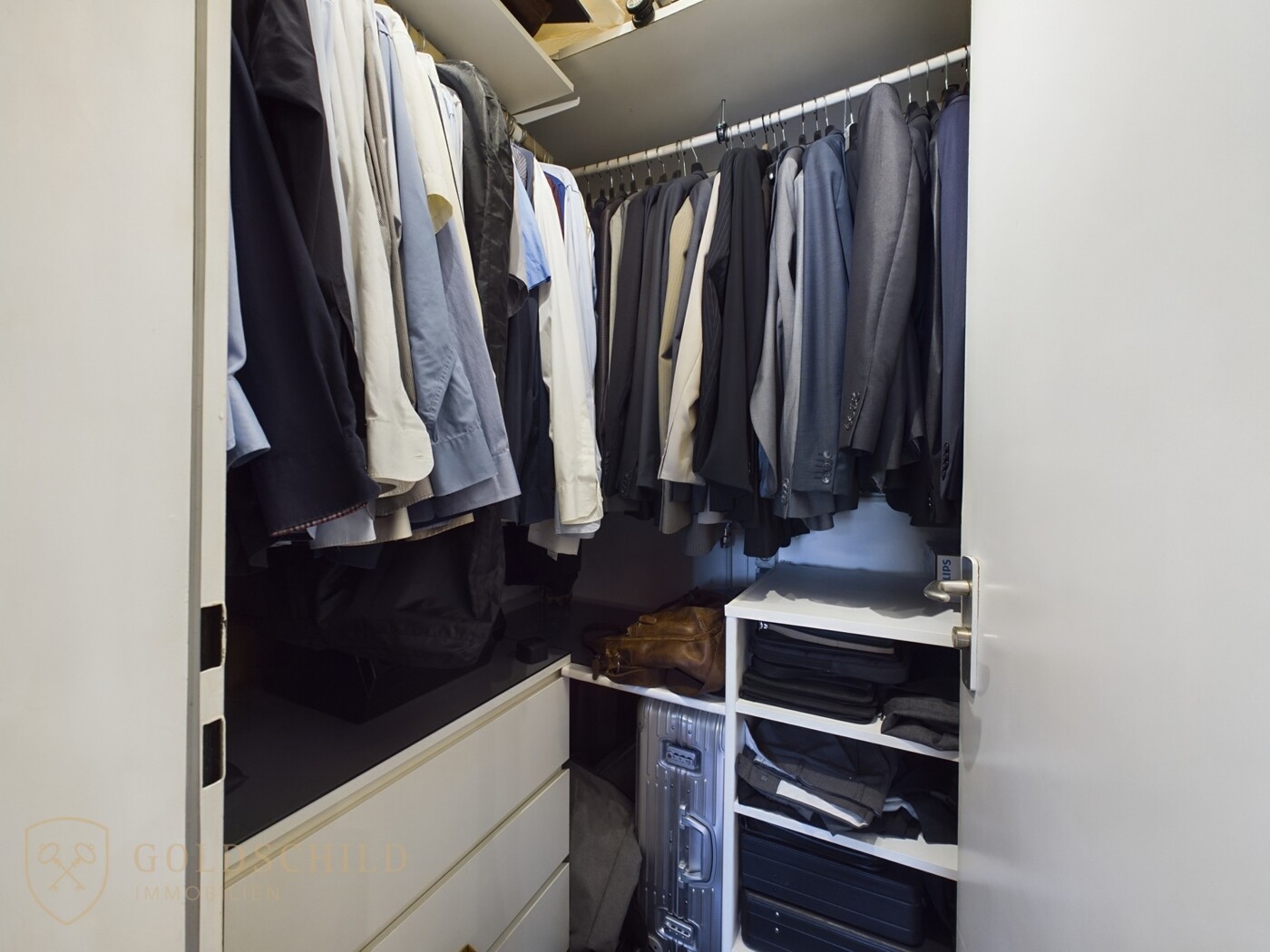 Einbauschrank