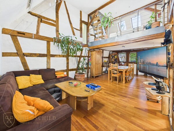 CAM03512G0-PR0084-STILL037