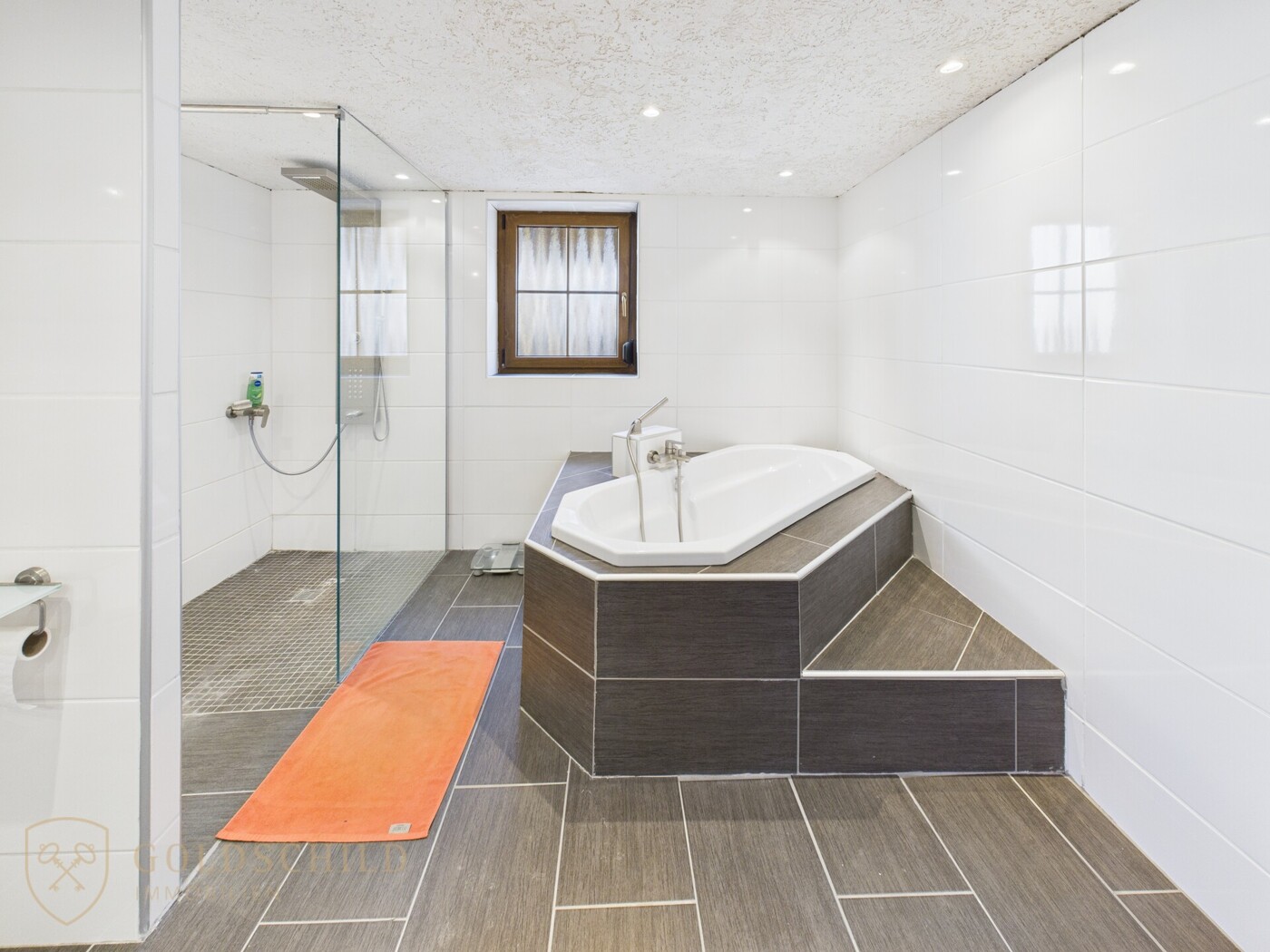 Eckbadewanne