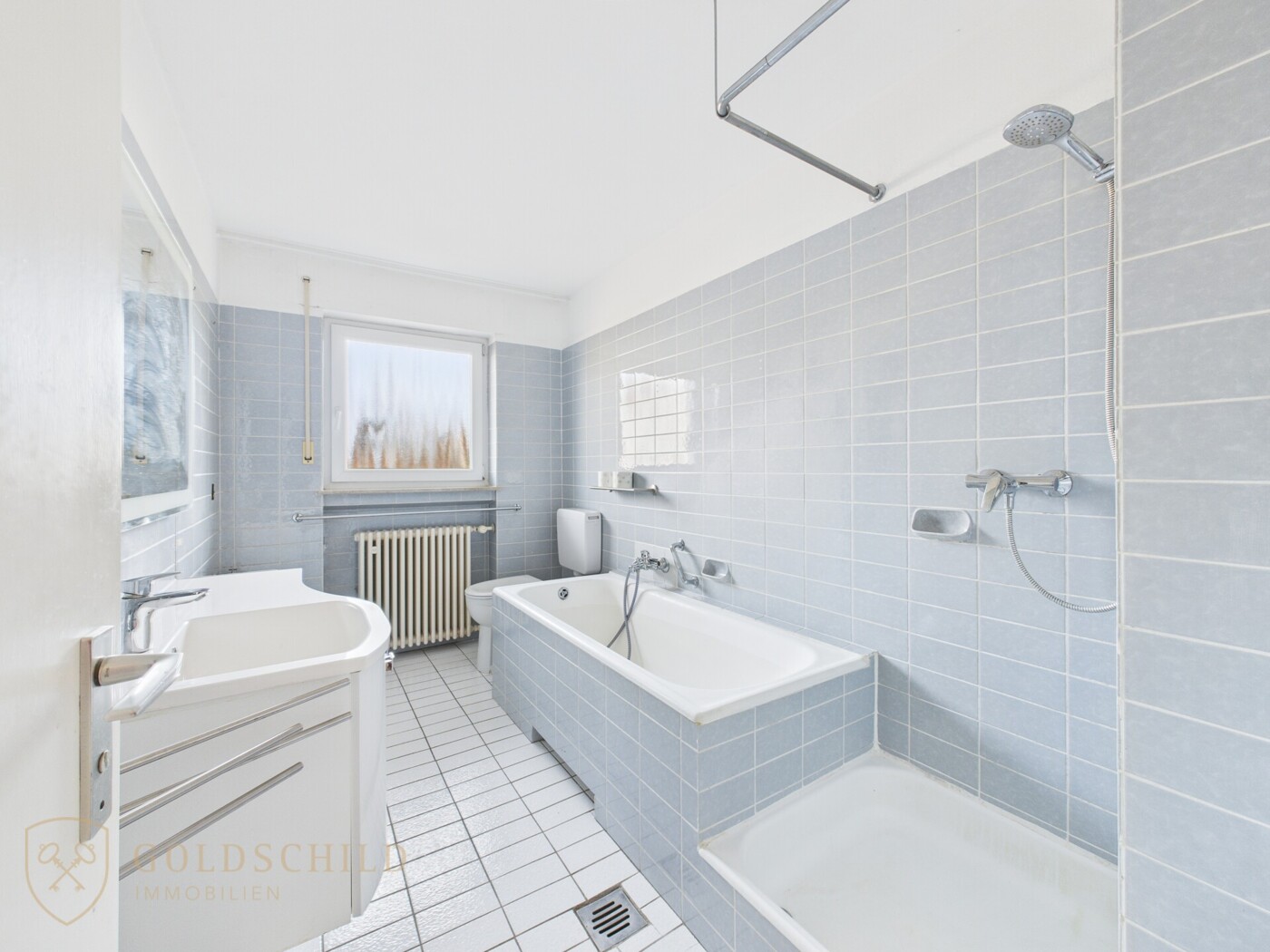 Badezimmer EG