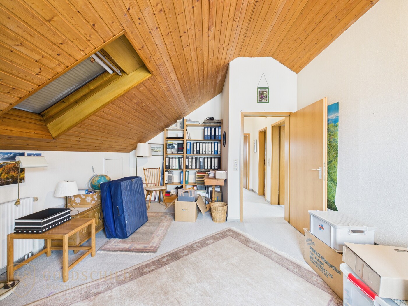 DG Zimmer mit hohem Kniestock