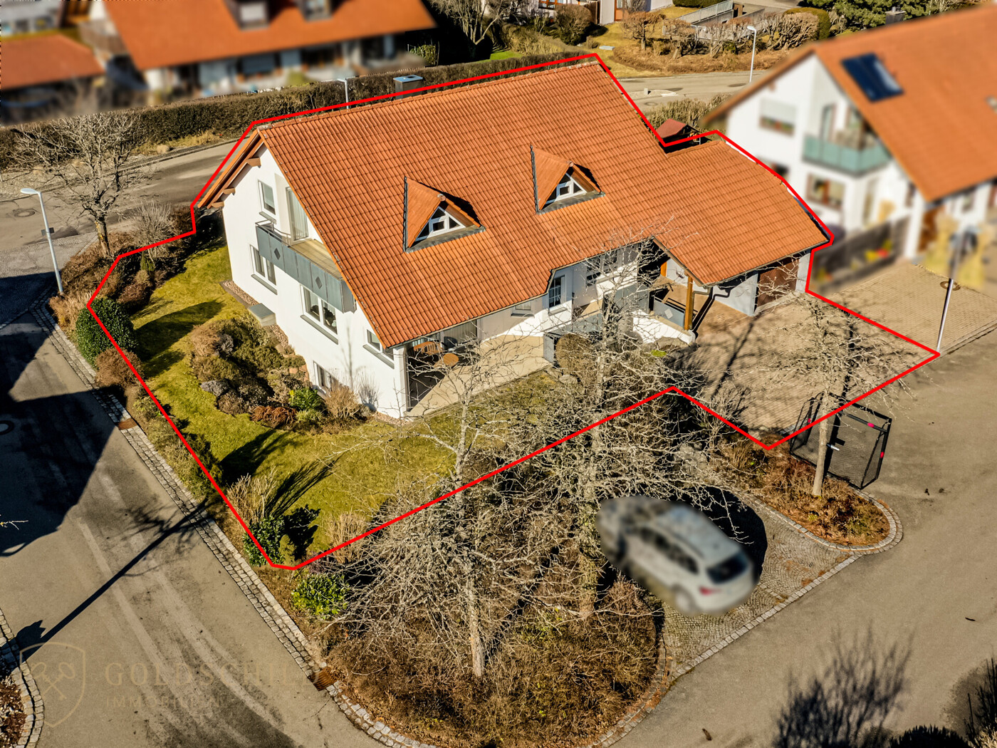 Blick über Drohne vom 2 Fam. Haus 