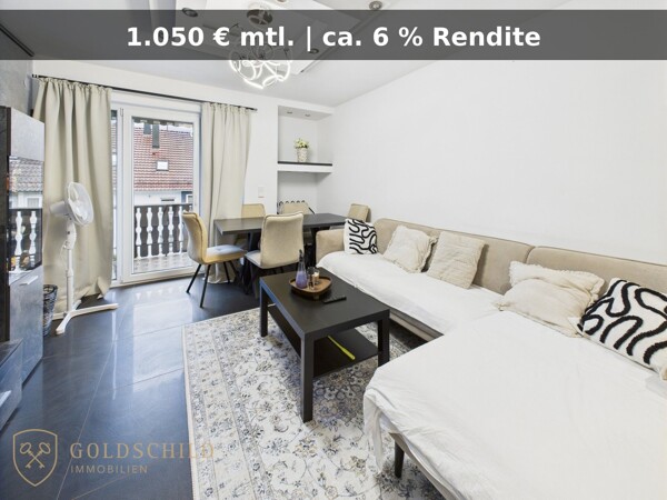 helles Wohnzimmer mit Balkonzugang - modernisiert 2022